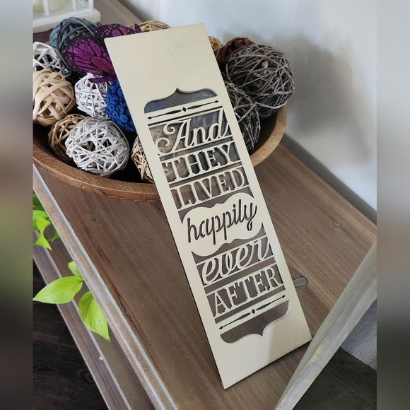 Decorative Wedding Wine Bottle Box – Demdaco Wooden Lanern Keepsake marriage💍🍷 - Picture 10 of 16